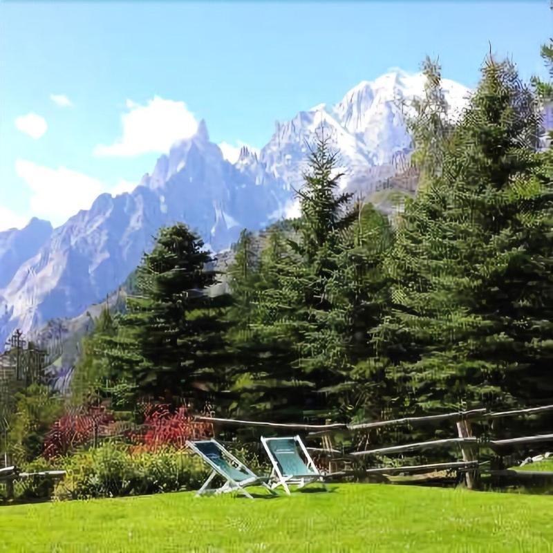 Hotel Locanda Belvedere Courmayeur Exterior photo